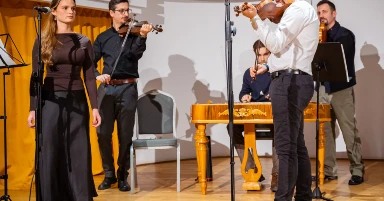 Soroglya koncert és táncház
